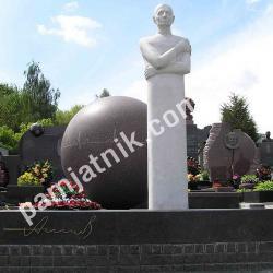 Пам'ятник Амосову на Байковому цвинтарі
