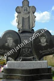 Елітний пам'ятник-серце із габро