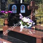 Пам'ятник подружжю з фотосклом