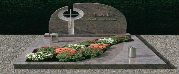 Європейські та католицькі пам'ятники