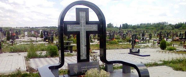 Гранитные кресты на могилу