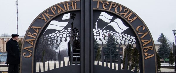 Пам'ятники загиблим воїнам